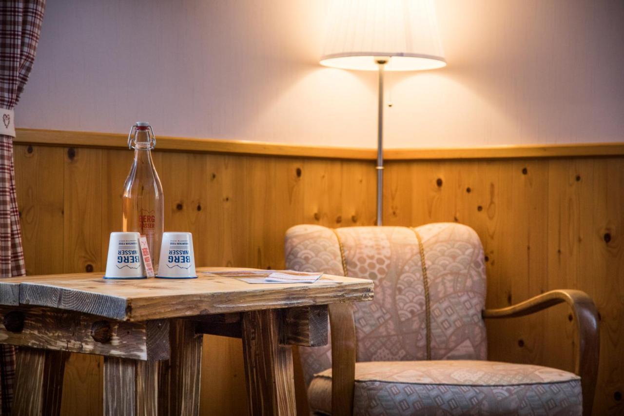 Hotel Bergidyll Andermatt Εξωτερικό φωτογραφία